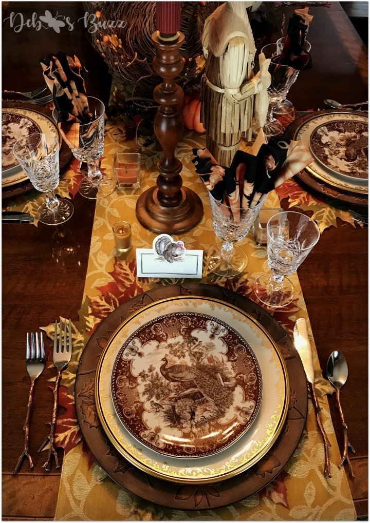 horn-of-plenty-Thanksgiving-table-host-place-setting