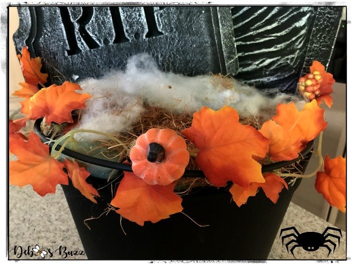 Faux-fall-leaf-garland